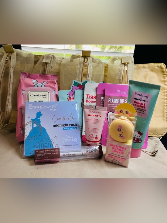 The creme shop Other - 12 Piece The Creme Shop Bundle. 11 Creme Shop Items and a Travel Organizer.